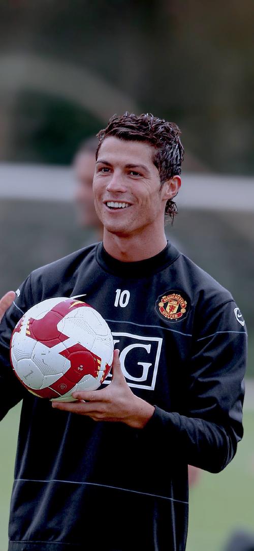 董路称日本进不了世界杯八强比国足不进世界杯更痛苦（董路：日本无缘世界杯八强，比国足无缘世界杯更痛苦）