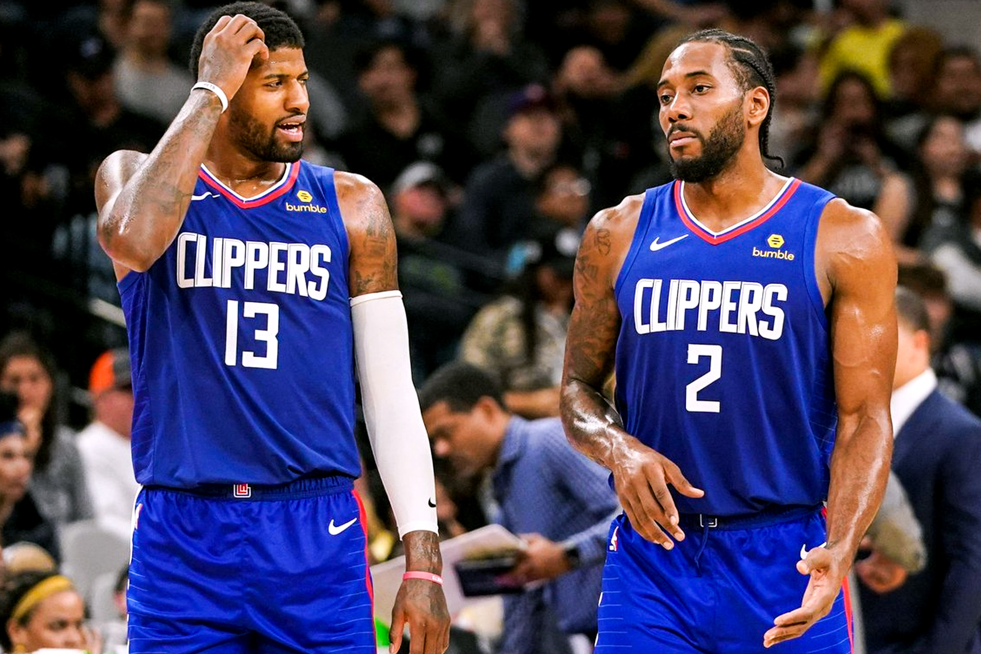 西班牙4-0客胜格鲁吉亚基本直通世界杯，奥亚萨瓦尔两射一传（奥亚萨瓦尔梅开二度+送助攻 西班牙客场4-0格鲁吉亚 基本锁定世界杯席位）