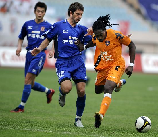 德天空：瓜迪奥拉关注赛义德-马拉，曼城球探现场考察其表现（德国天空体育：瓜迪奥拉看好赛义德-马拉，曼城派球探赴现场考察）