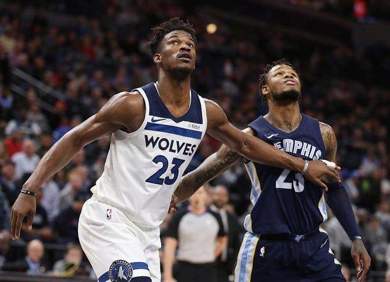 26场不败，德拉富恩特是带领西班牙连续不败场次第二长的主帅（率队26场不败，德拉富恩特位列西班牙主帅不败纪录第二）