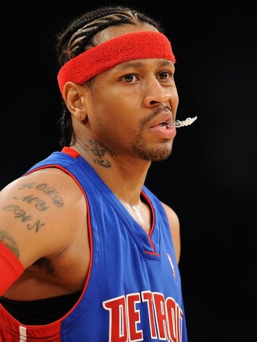 罗马诺：那不勒斯风暴已过，孔蒂如期归队准备让球队重回正轨（罗马诺：那不勒斯风波平息 孔蒂按计划归队力助球队重回正轨）