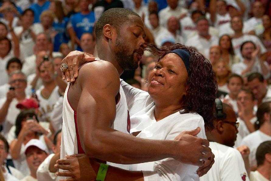 马斯切拉诺：我对穆勒的记忆并不美好；希望运气在我们这边（马斯切拉诺：与穆勒的过往并不愉快，盼好运眷顾我们）